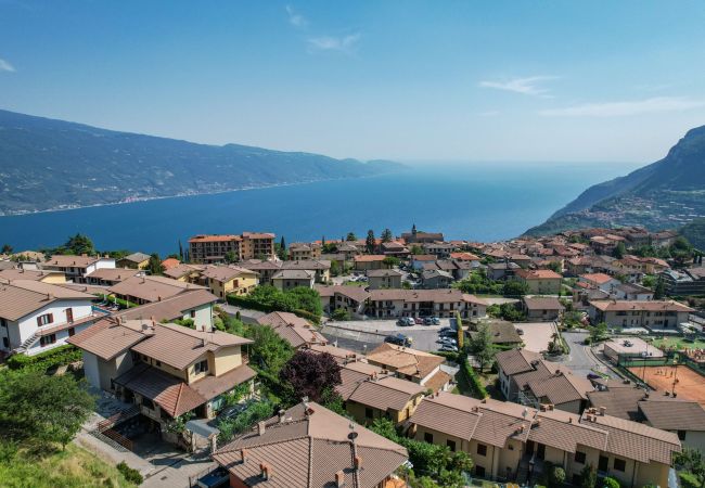 Ferienwohnung in Tignale - Wohnung Regina mit Seeblick