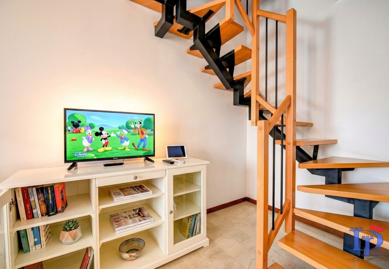 Ferienwohnung in Desenzano del Garda - DesenzanoLoft Aurelia – Familienapartment mit Pool