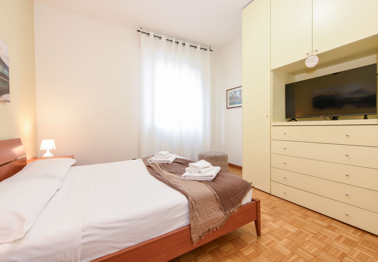 Ferienwohnung in Desenzano del Garda - Desenzanoloft CHARMING ON THE LAKE 