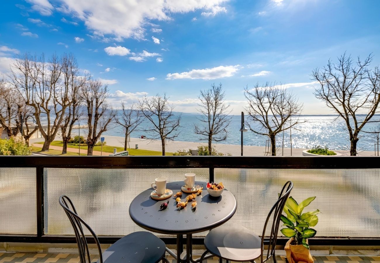 Ferienwohnung in Desenzano del Garda - Desenzanoloft CHARMING ON THE LAKE 