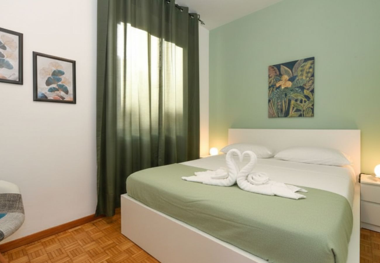 Ferienwohnung in Desenzano del Garda - Desenzanoloft CHARMING ON THE LAKE 