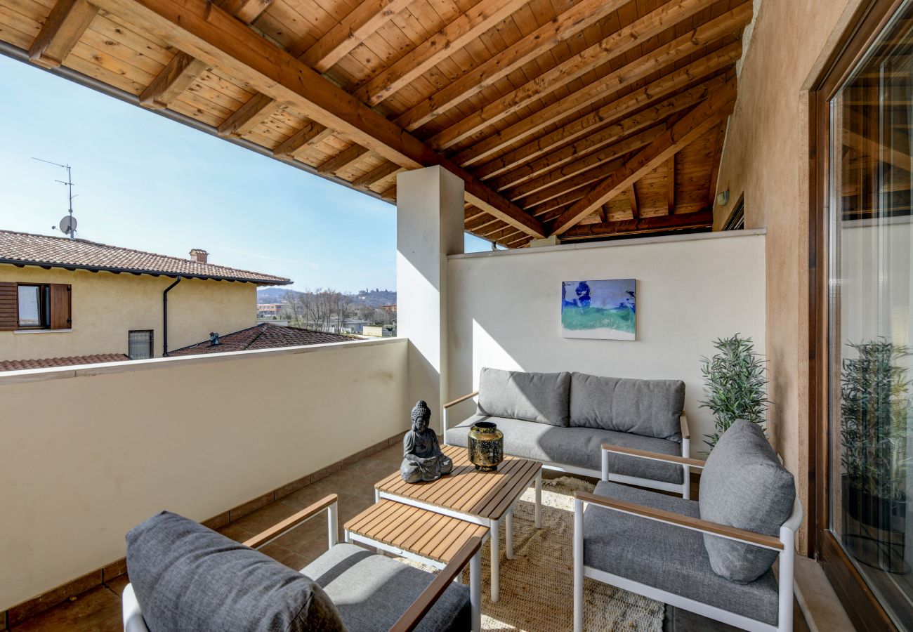 Ferienwohnung in Moniga del Garda - Leone moderne Wohnung in Moniga