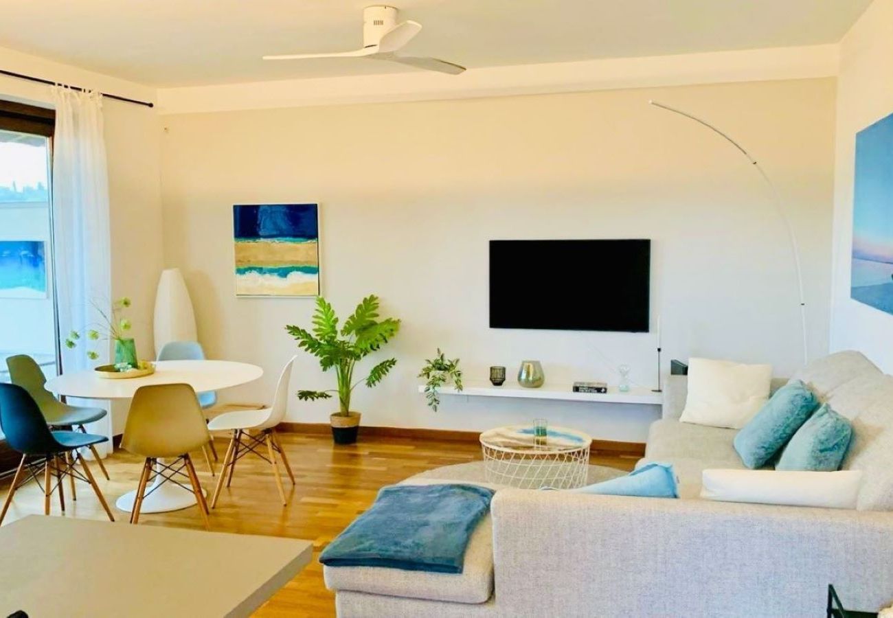Ferienwohnung in Moniga del Garda - Leone moderne Wohnung in Moniga