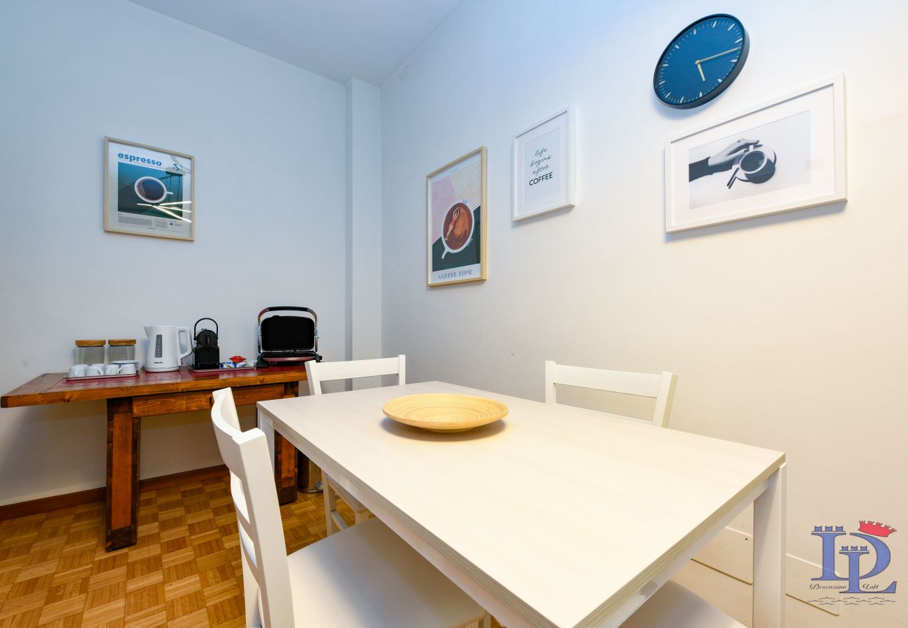 Ferienwohnung in Desenzano del Garda - Desenzanoloft Il Gigante del Lago 