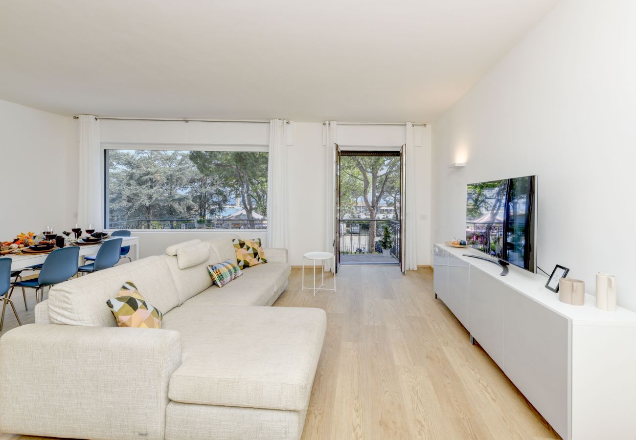 Ferienwohnung in Desenzano del Garda - DesenzanoLoft - Der Riese vom See