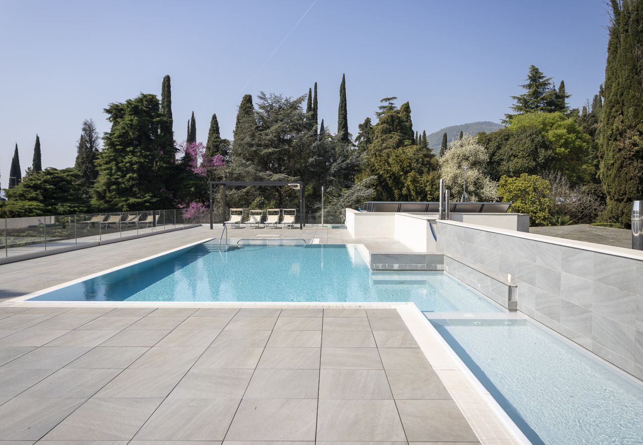 Ferienwohnung in Gardone Riviera - Wohnung Diamante mit Seeblick und Pool