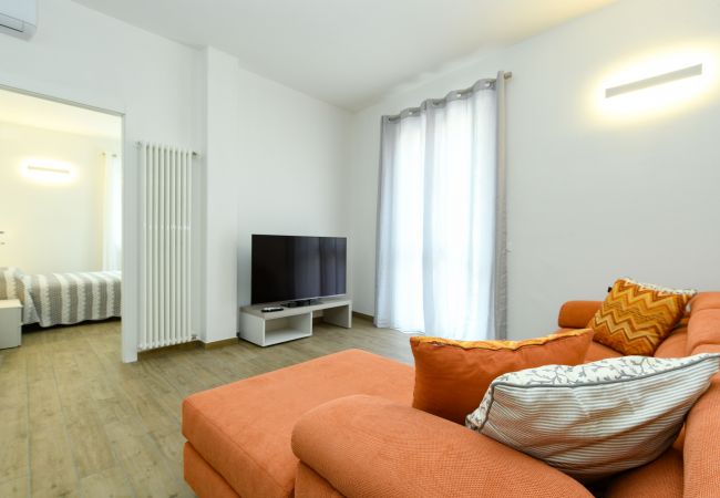 Ferienwohnung in Toscolano-Maderno - tre passi dal lago 2 im Altstadt von Maderno Ferienwohnung in Toscolano-Maderno - tre passi dal lago 2 im Altstadt von Maderno