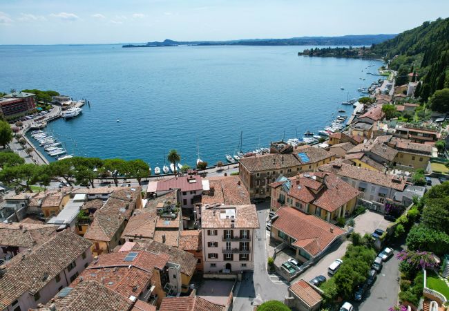 Ferienwohnung in Toscolano-Maderno - tre passi dal lago 2 im Altstadt von Maderno Ferienwohnung in Toscolano-Maderno - tre passi dal lago 2 im Altstadt von Maderno