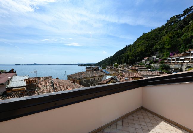 Ferienwohnung in Toscolano-Maderno - tre passi dal lago 2 im Altstadt von Maderno Ferienwohnung in Toscolano-Maderno - tre passi dal lago 2 im Altstadt von Maderno