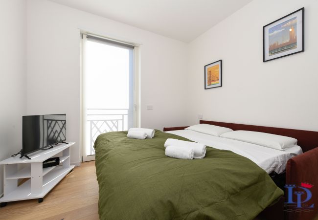 Ferienwohnung in Desenzano del Garda - Desenzanoloft : Smeraldo family apartment   cir 017067-CNI-00886