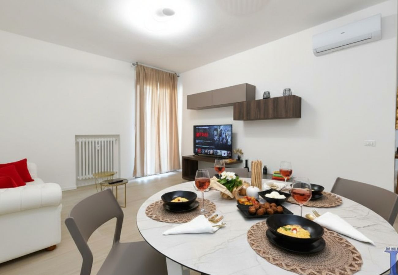 Ferienwohnung in Desenzano del Garda - DesenzanoLoft Elegance 