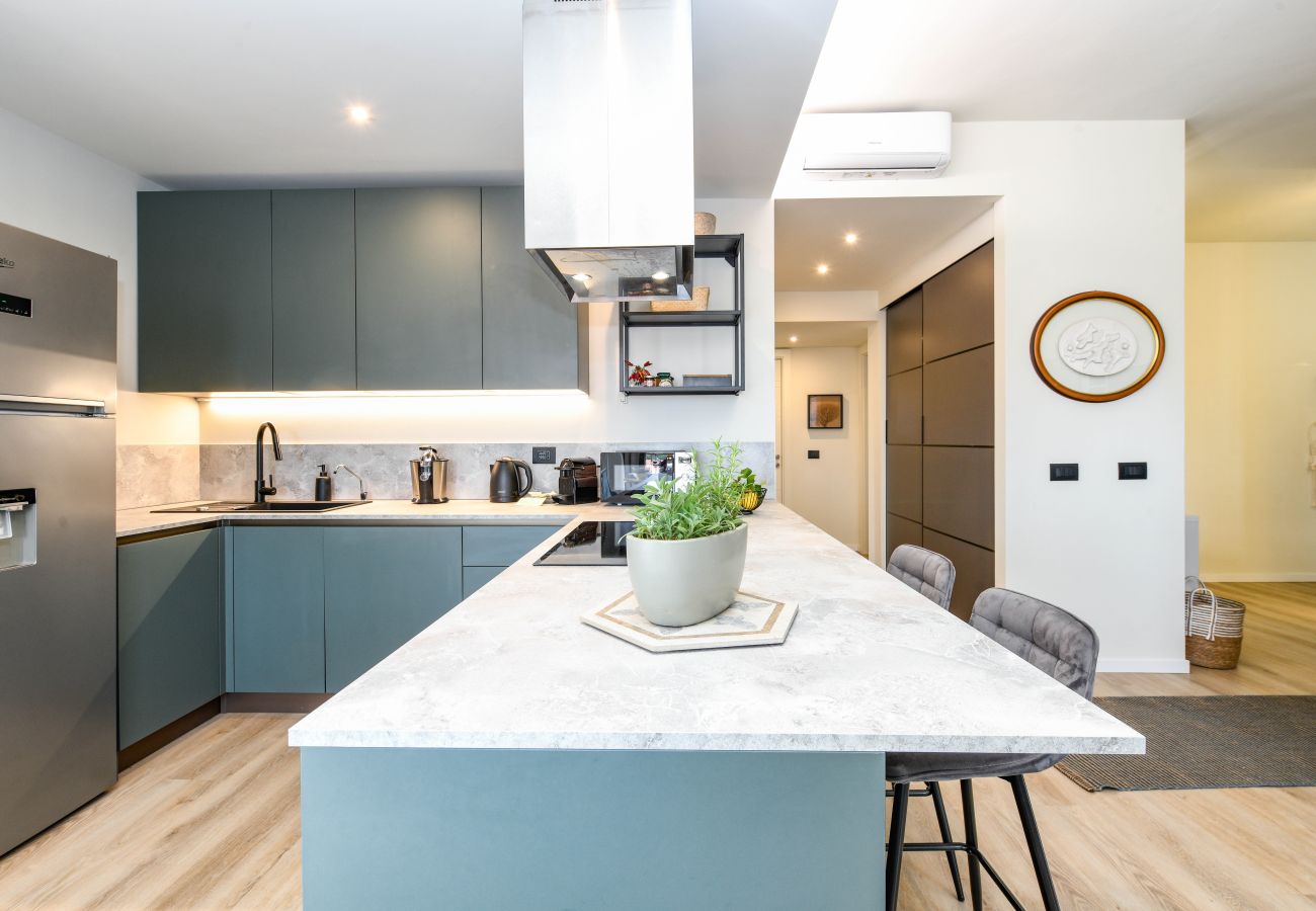 Ferienwohnung in Desenzano del Garda - Desenzanoloft Zen Apartment