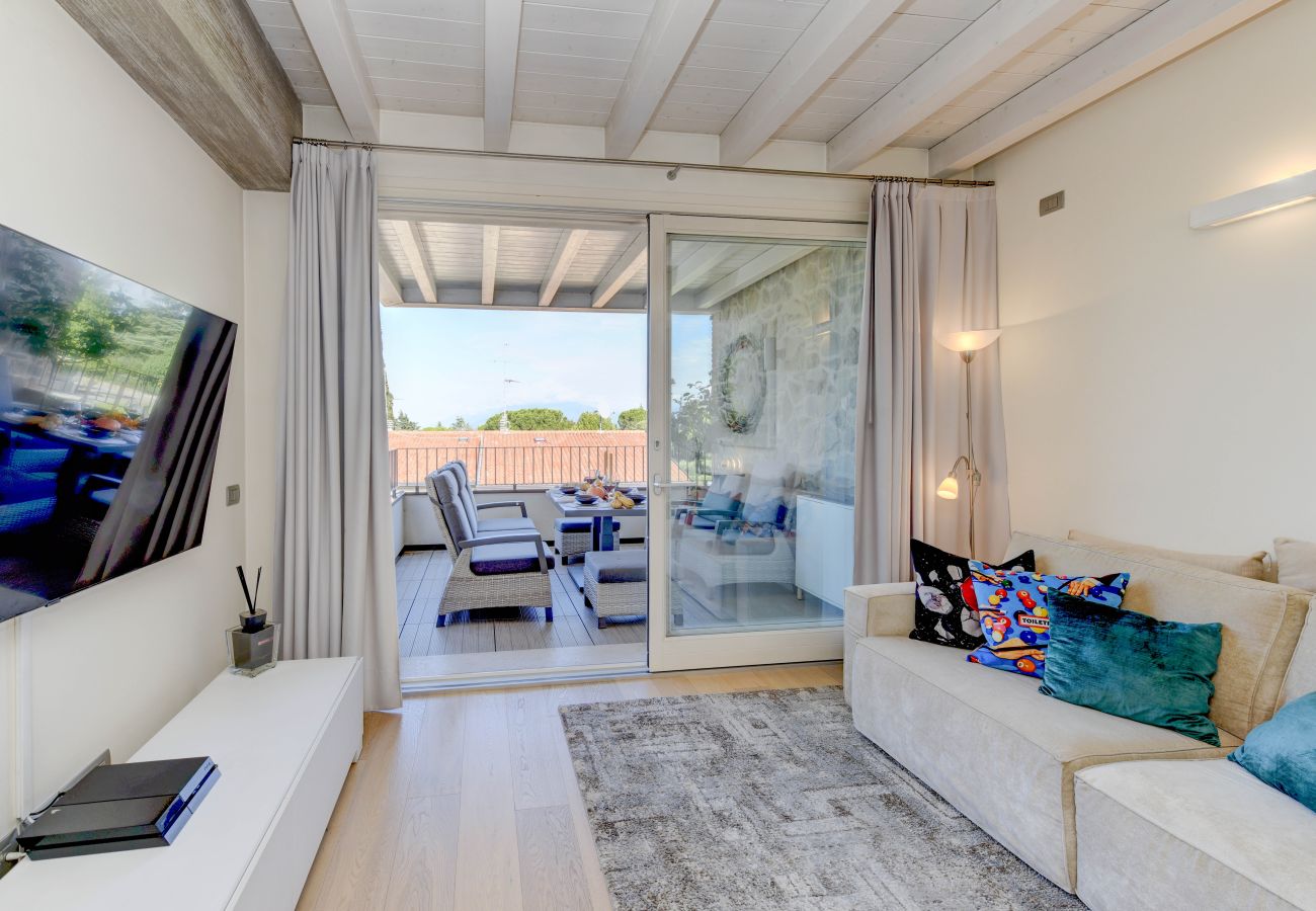 Ferienwohnung in Desenzano del Garda - Desenzanoloft Warda Lovely Suite