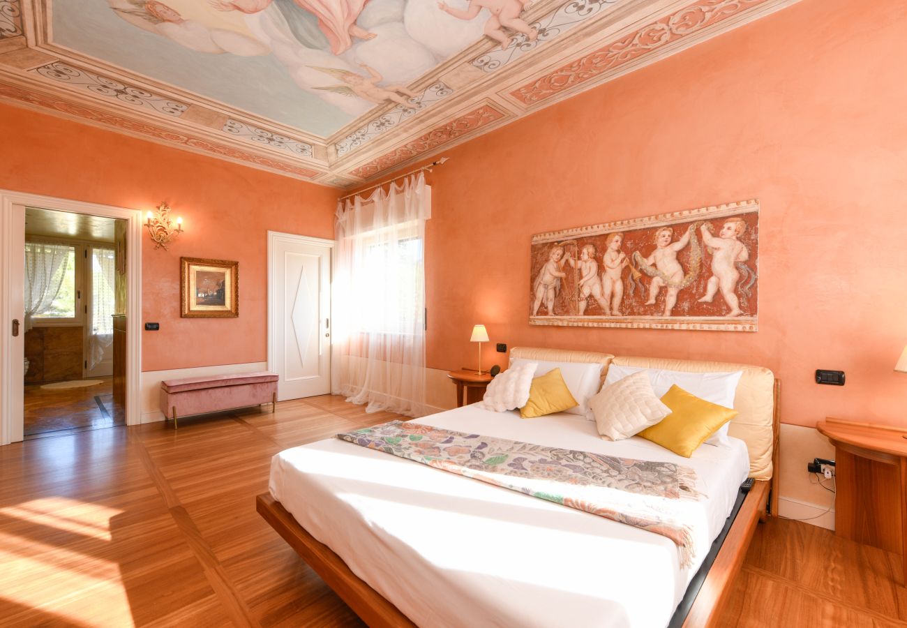 Villa in Desenzano del Garda - Desenzanoloft Villa Bugatti