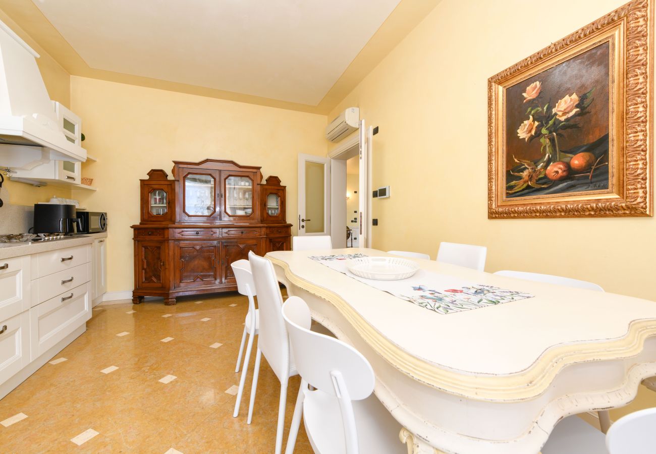 Villa in Desenzano del Garda - Desenzanoloft Villa Bugatti
