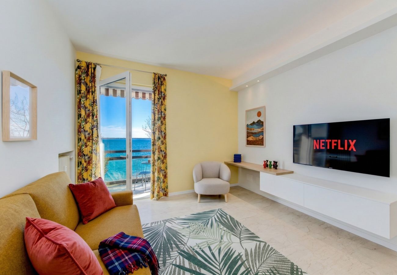 Ferienwohnung in Desenzano del Garda - Desenzanoloft Garda Golden Sunrise