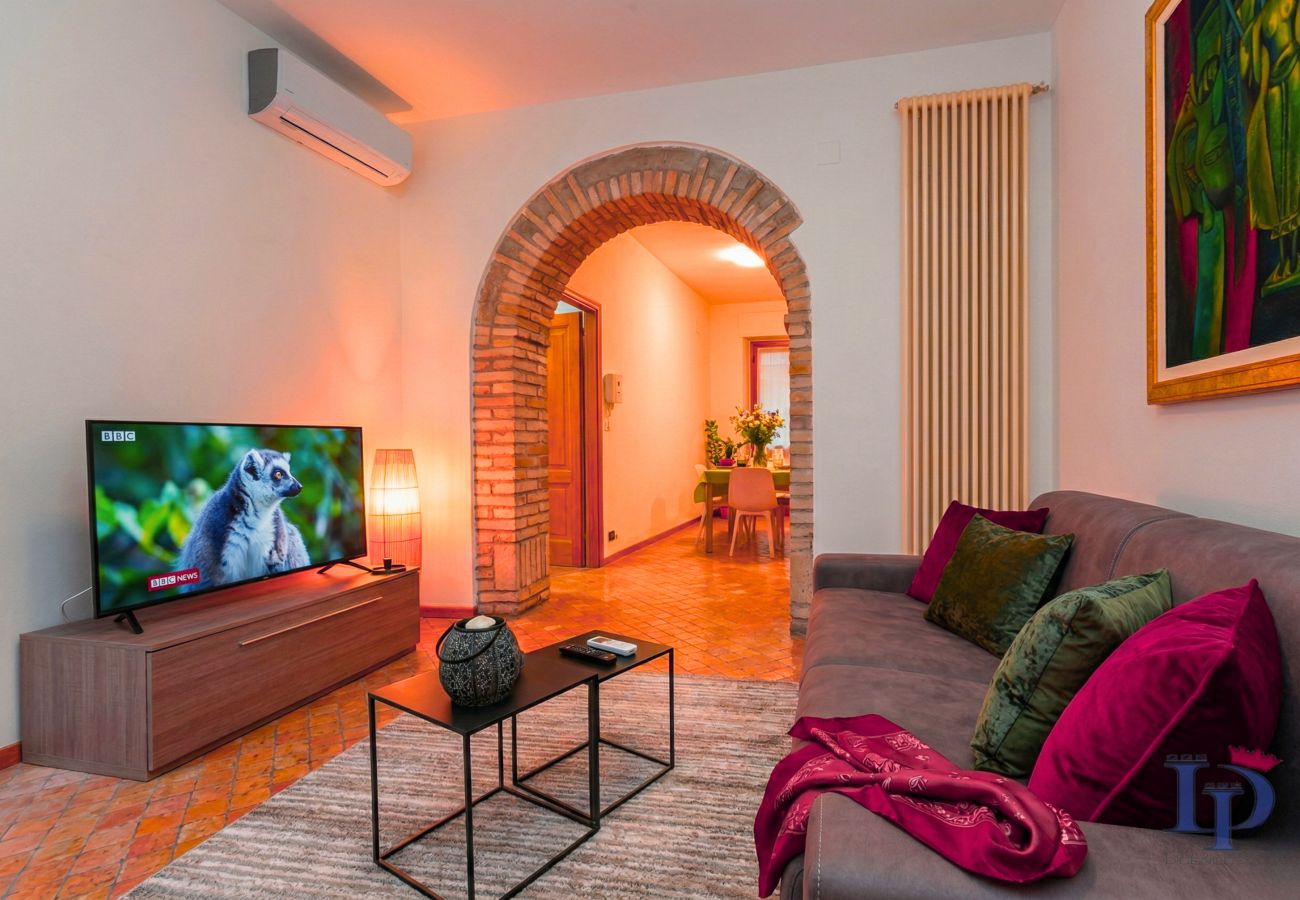 Apartment in Desenzano del Garda - Desenzanoloft Let it be a Dream Renovated 2025