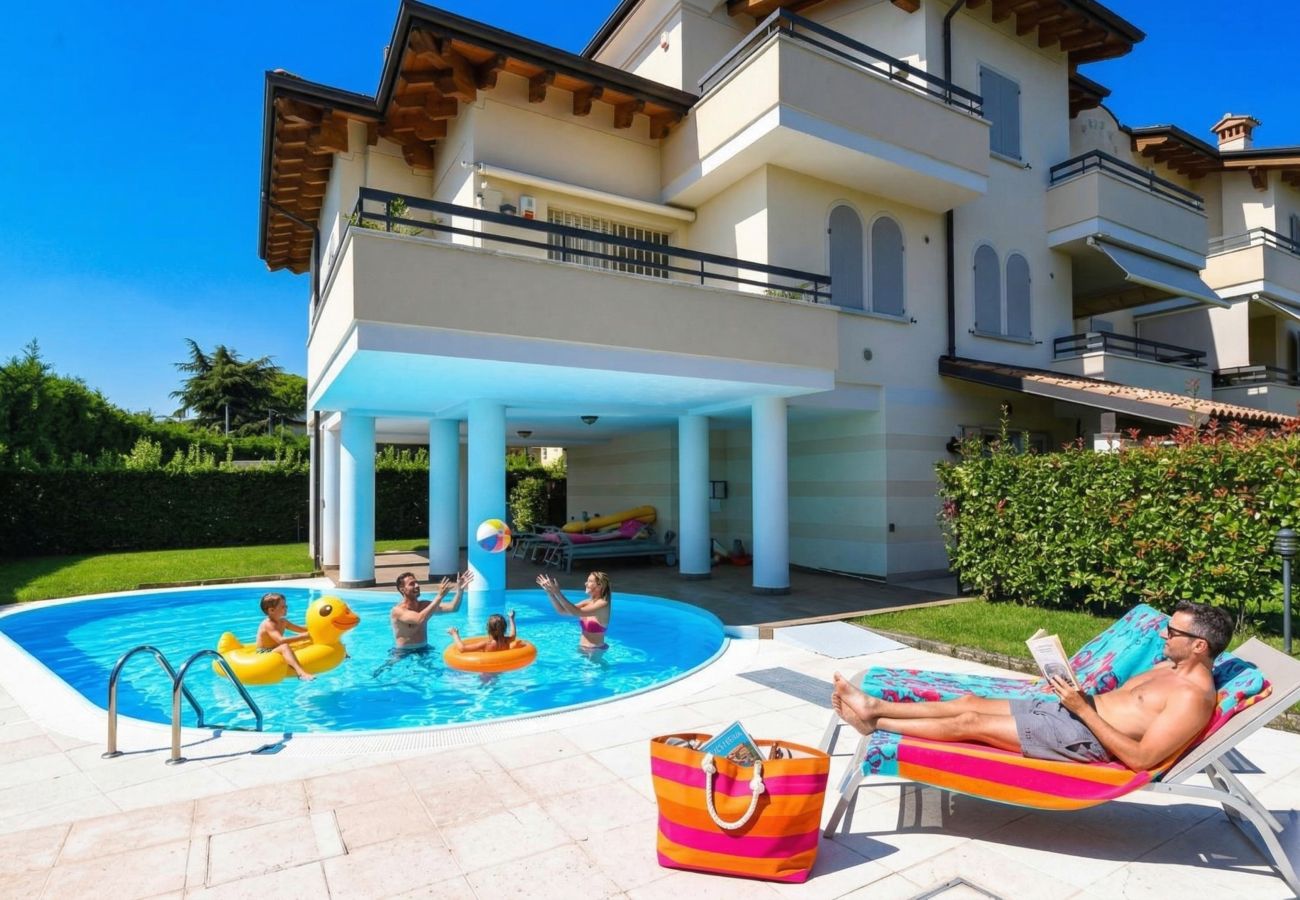 Apartment in Sirmione - Sirmione Bea house by Desenzanoloft