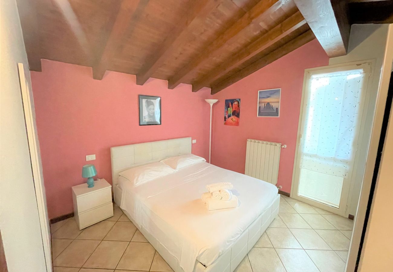 Apartment in Brescia - Desenzanoloft: EXECUTIVE 4 BRESCIA *CIR  017029  CIM 0073