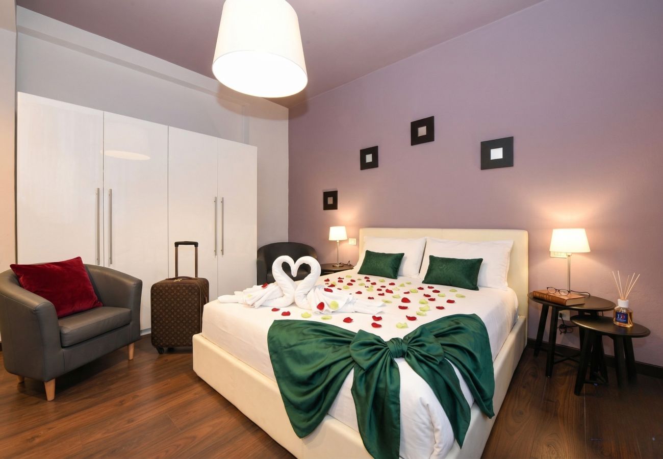 Apartment in Desenzano del Garda - Desenzanoloft A Casa di Sara 