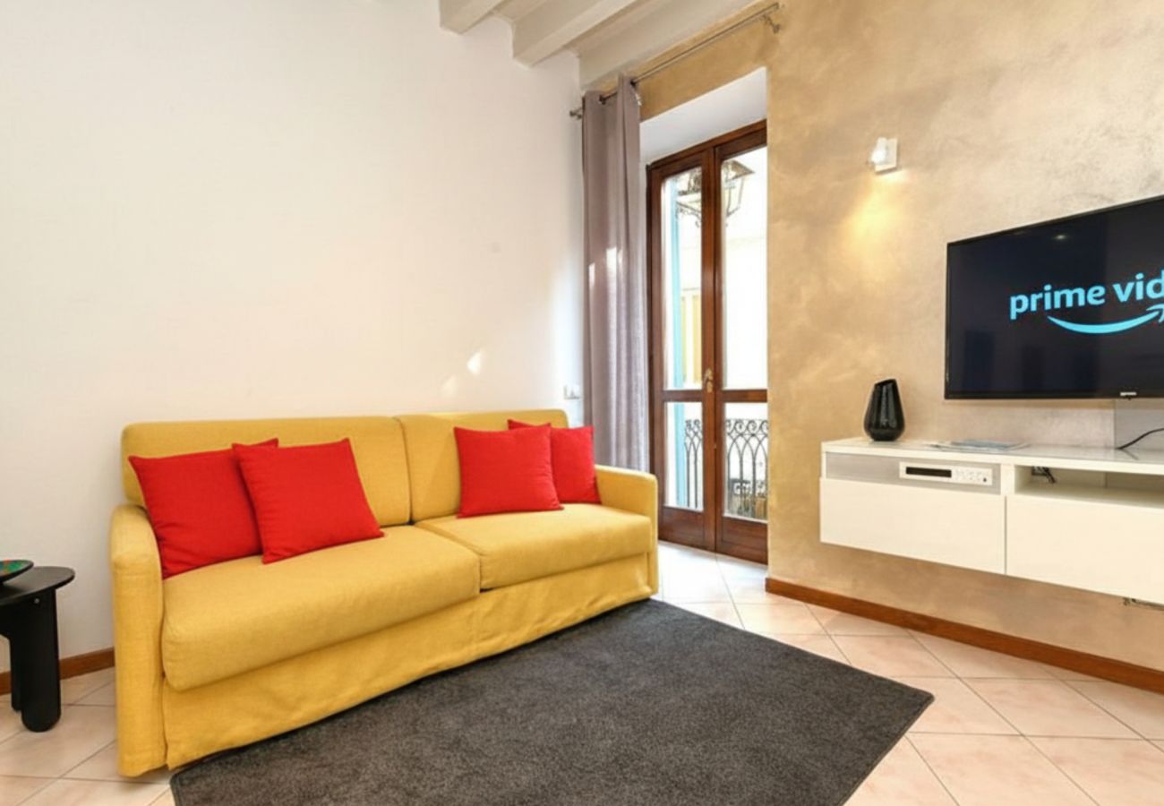 Apartment in Desenzano del Garda - DesenzanoLoft Le Petit Bijou - Restyling 2025 - Downtown