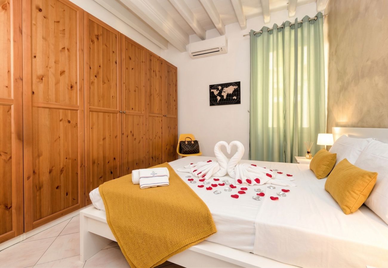 Apartment in Desenzano del Garda - DesenzanoLoft Le Petit Bijou - Restyling 2025 - Downtown