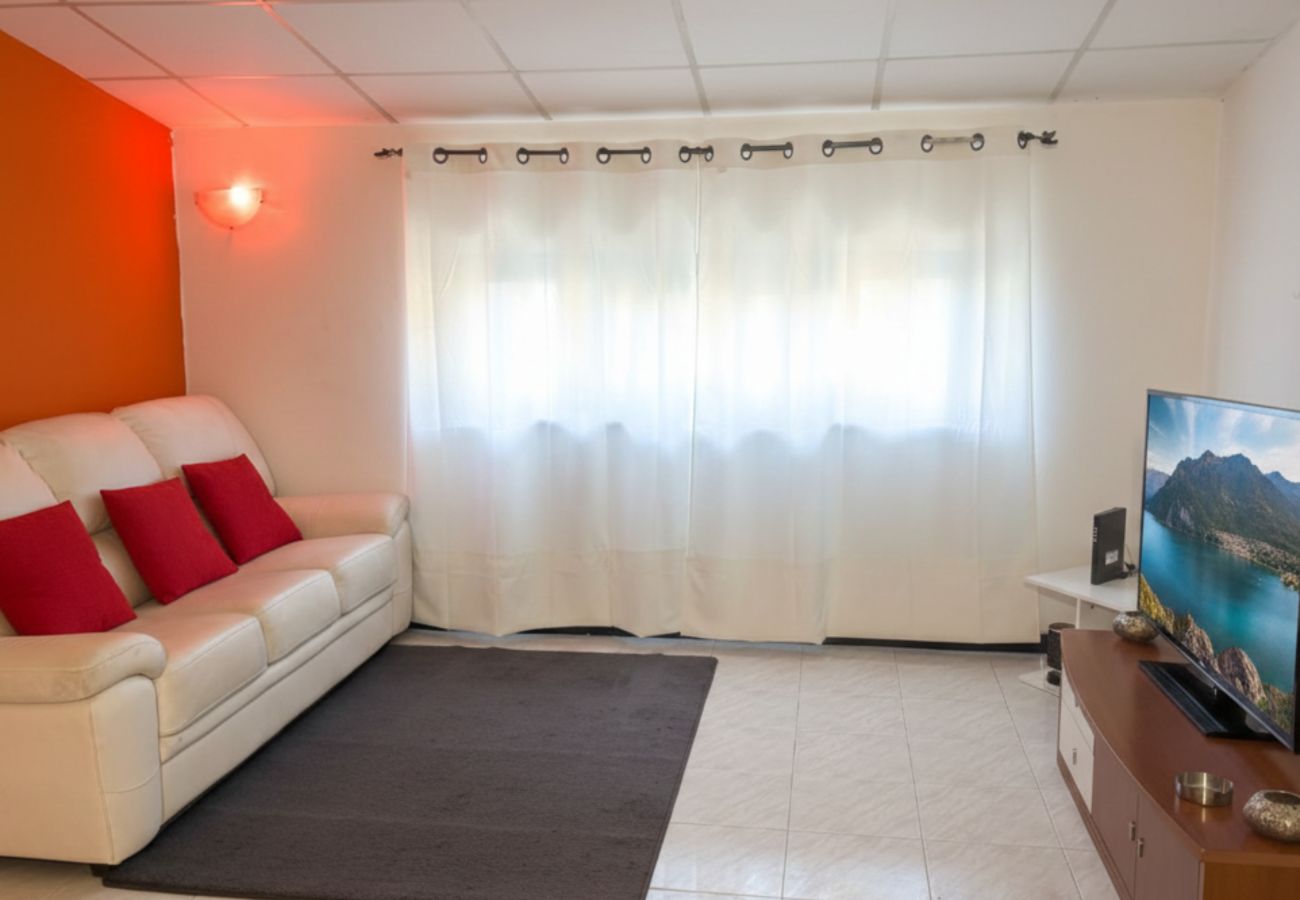 Apartment in Desenzano del Garda - Desenzanoloft BARDOLINO 2