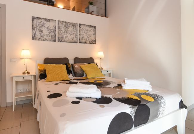 Apartment in Salò - Al Ponte - spacious apartmetn near to the beach