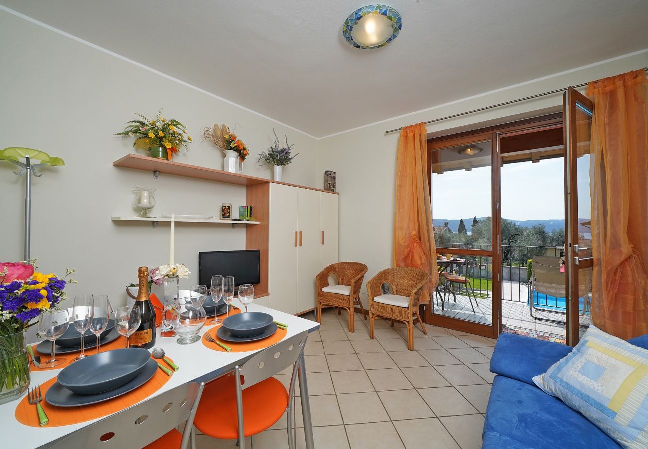 Apartment in Toscolano-Maderno - Marsina: small but really cozy