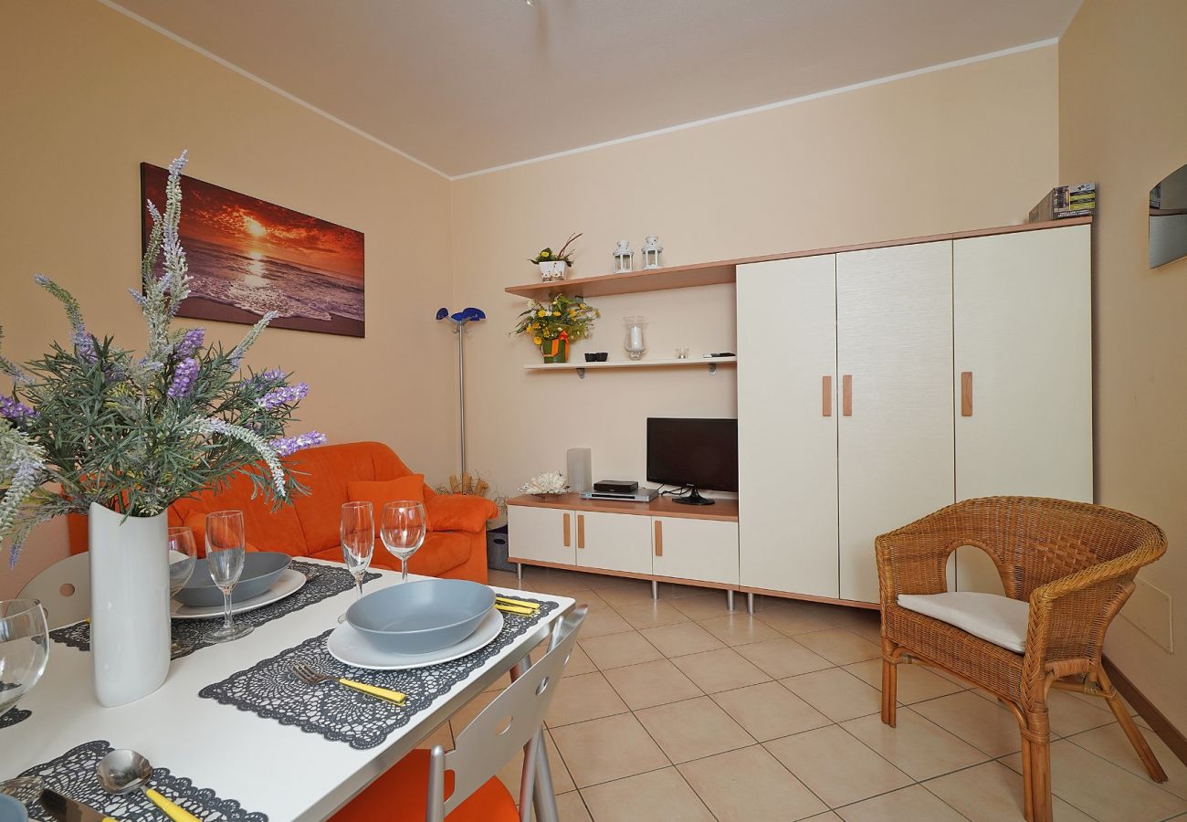 Apartment in Toscolano-Maderno - Messaga: small but really cozy