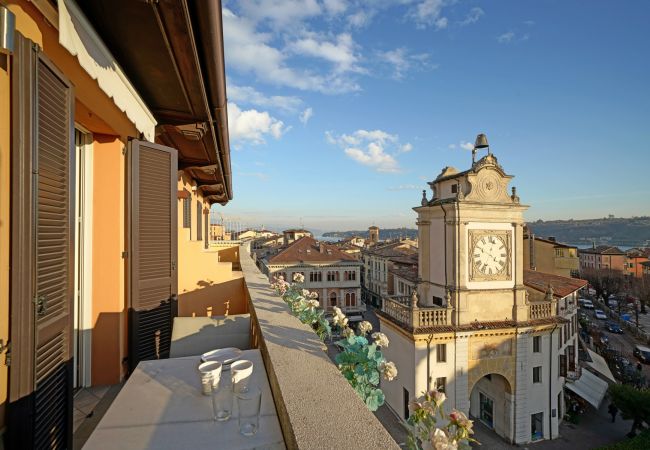 Apartment in Salò - L'Orologio with lakeview balcony in centre of Salò