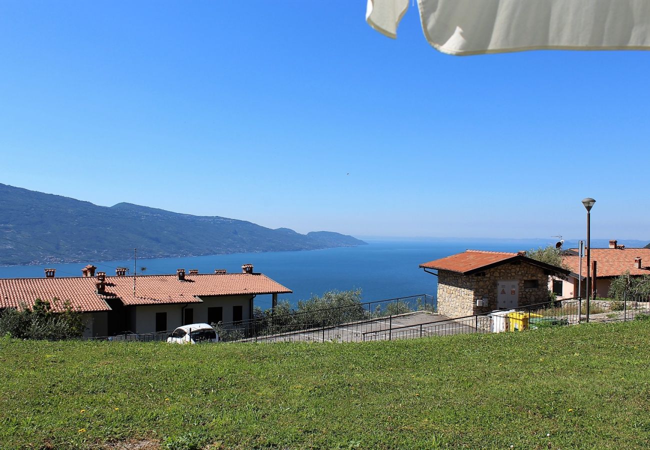 Apartment in Tignale - Infinity: big apartment with lake view