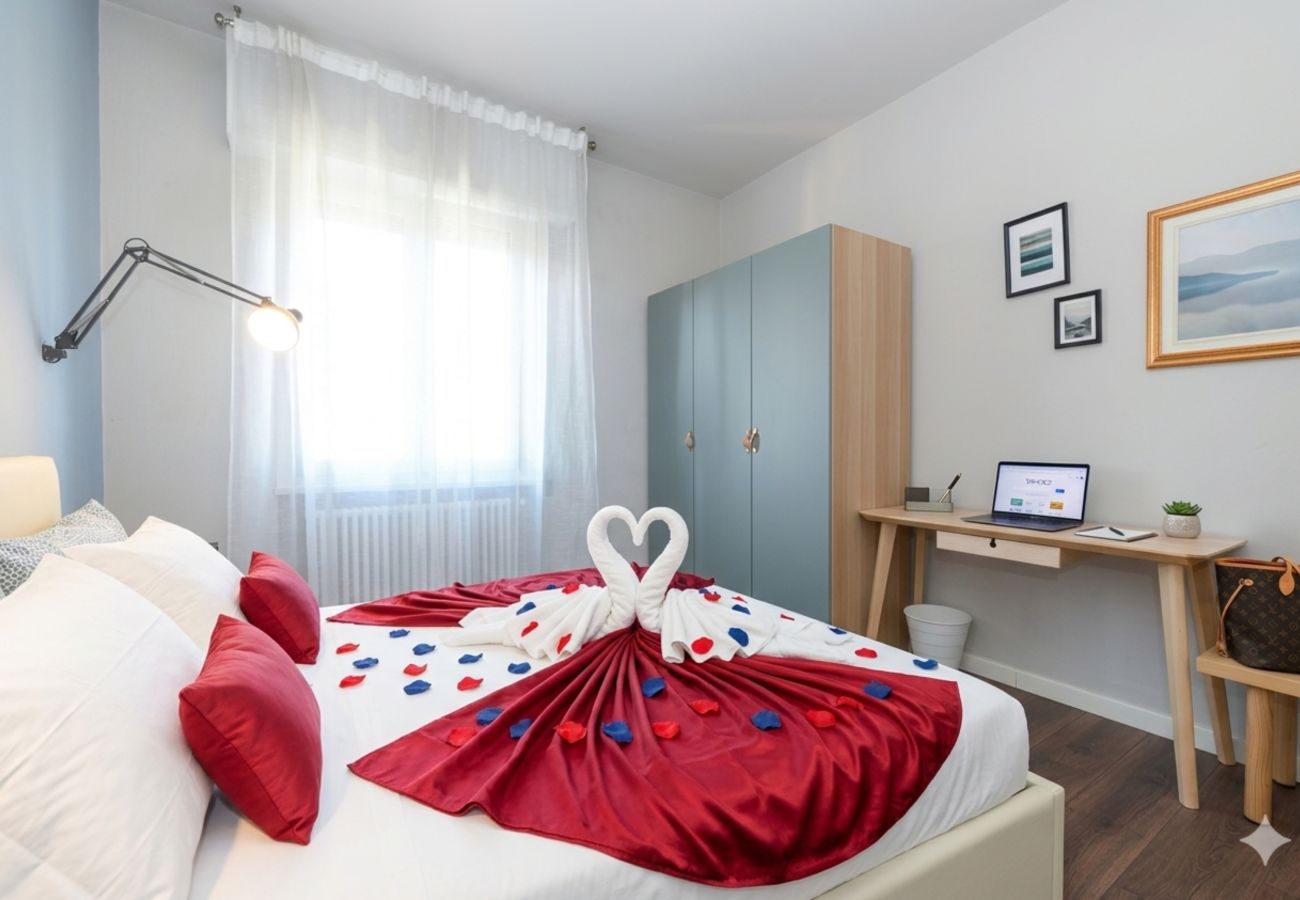 Apartment in Desenzano del Garda - Desenzanoloft L'attico di Jack