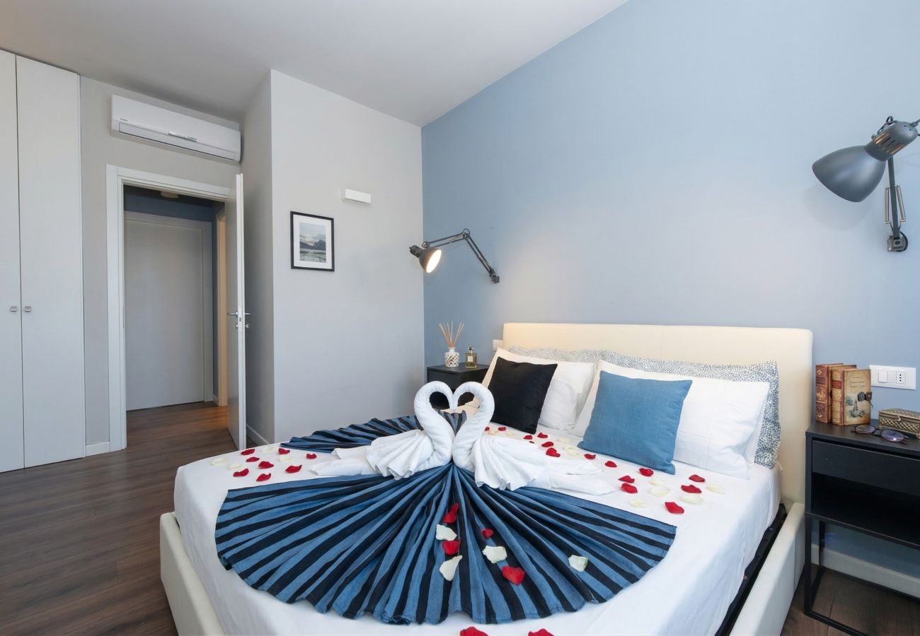 Apartment in Desenzano del Garda - Desenzanoloft L'attico di Jack