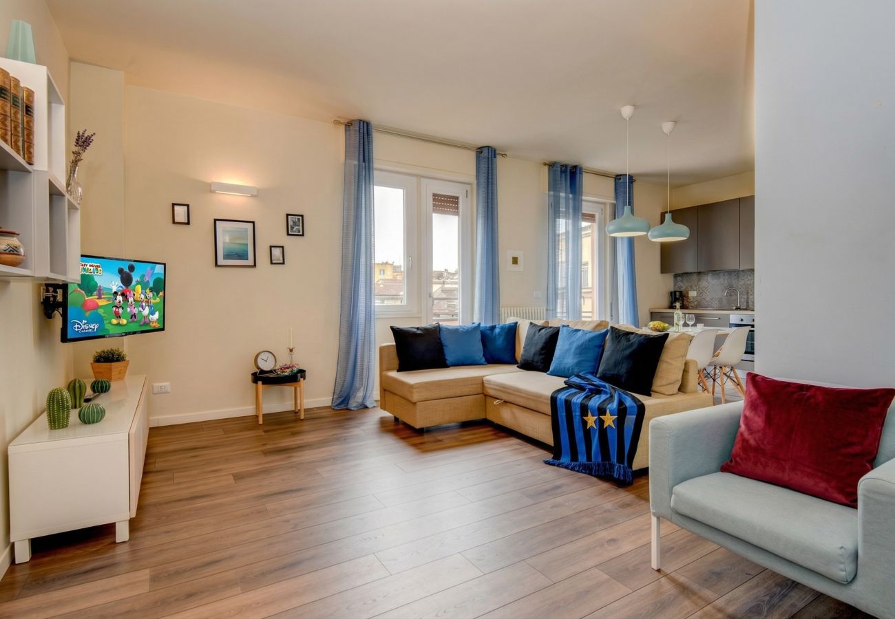 Apartment in Desenzano del Garda - Desenzanoloft L'attico di Jack