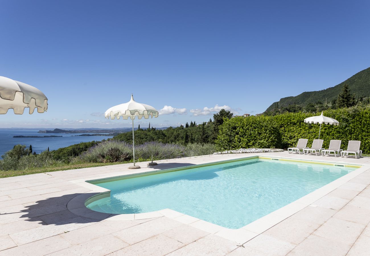 Apartment in Toscolano-Maderno - Cà Bianca sopra: in the middle of the nature with stunning lake view