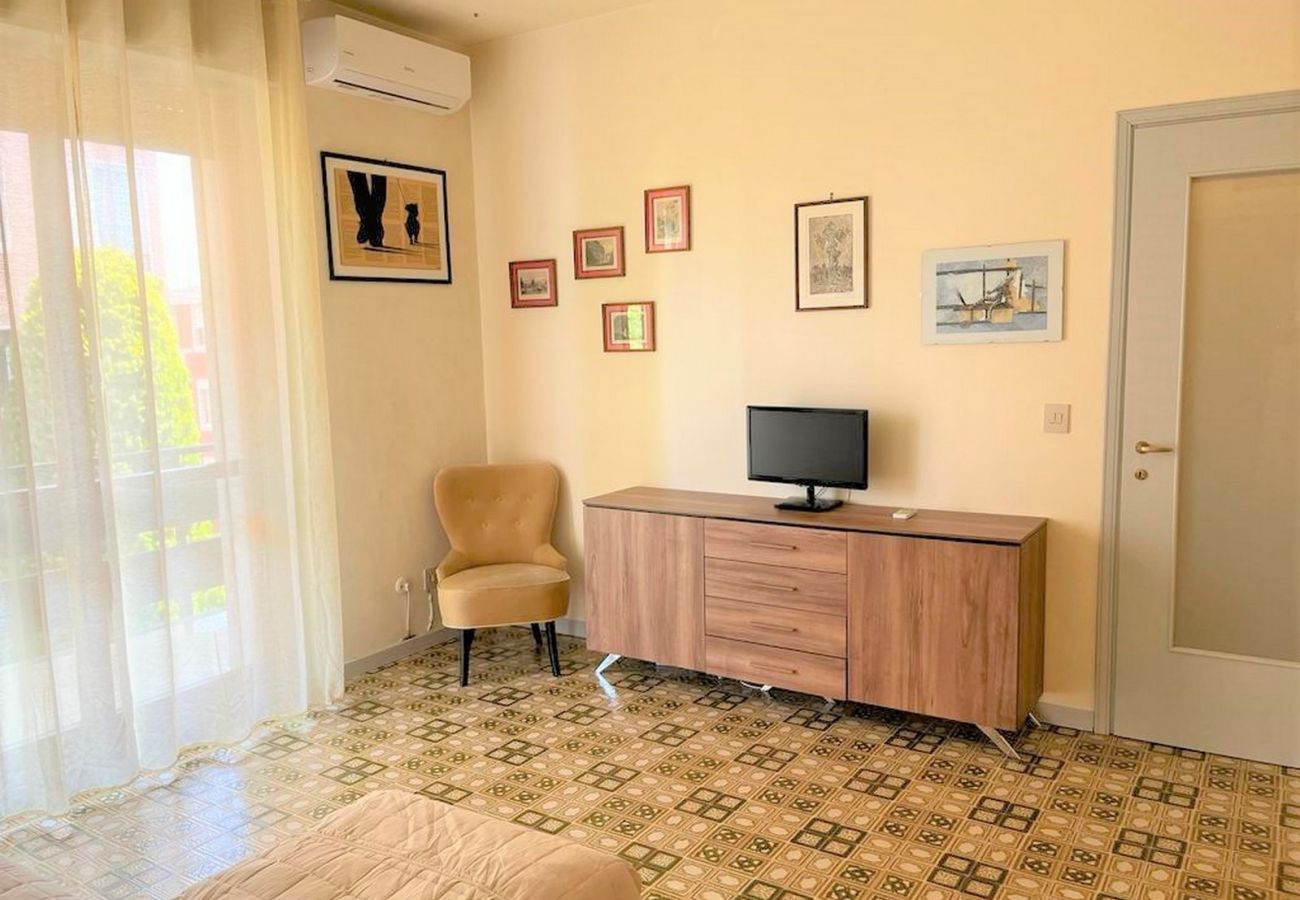 Apartment in Desenzano del Garda - Desenzanoloft: The Music is CIR 017067-CNI-00511	