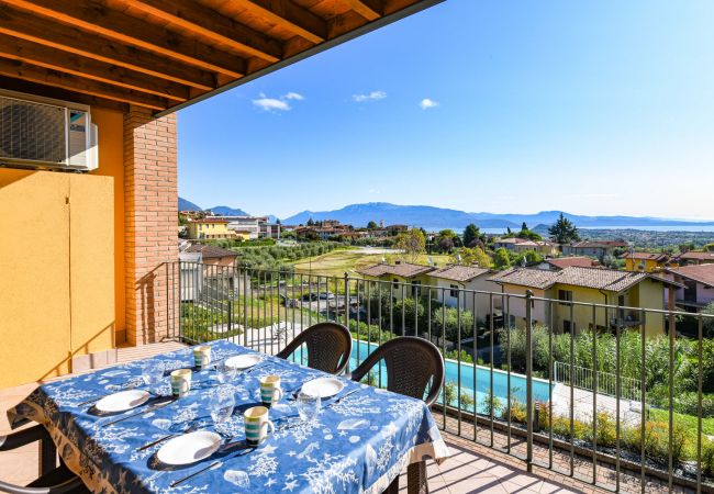 Apartment in Polpenazze del Garda - Pegaso: with lake view balcony, pool and private garge