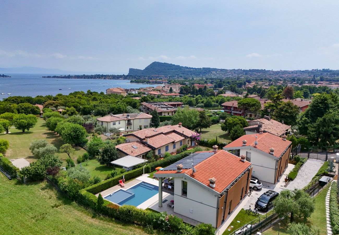Terraced House in Manerba del Garda - Gardaliva1: with lake view, pool & near to the beach