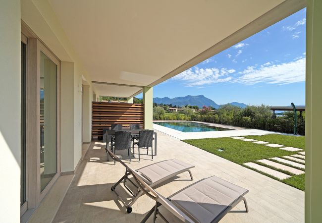  in Manerba del Garda - Gardaliva 3: in new small residence with pool near to the beach