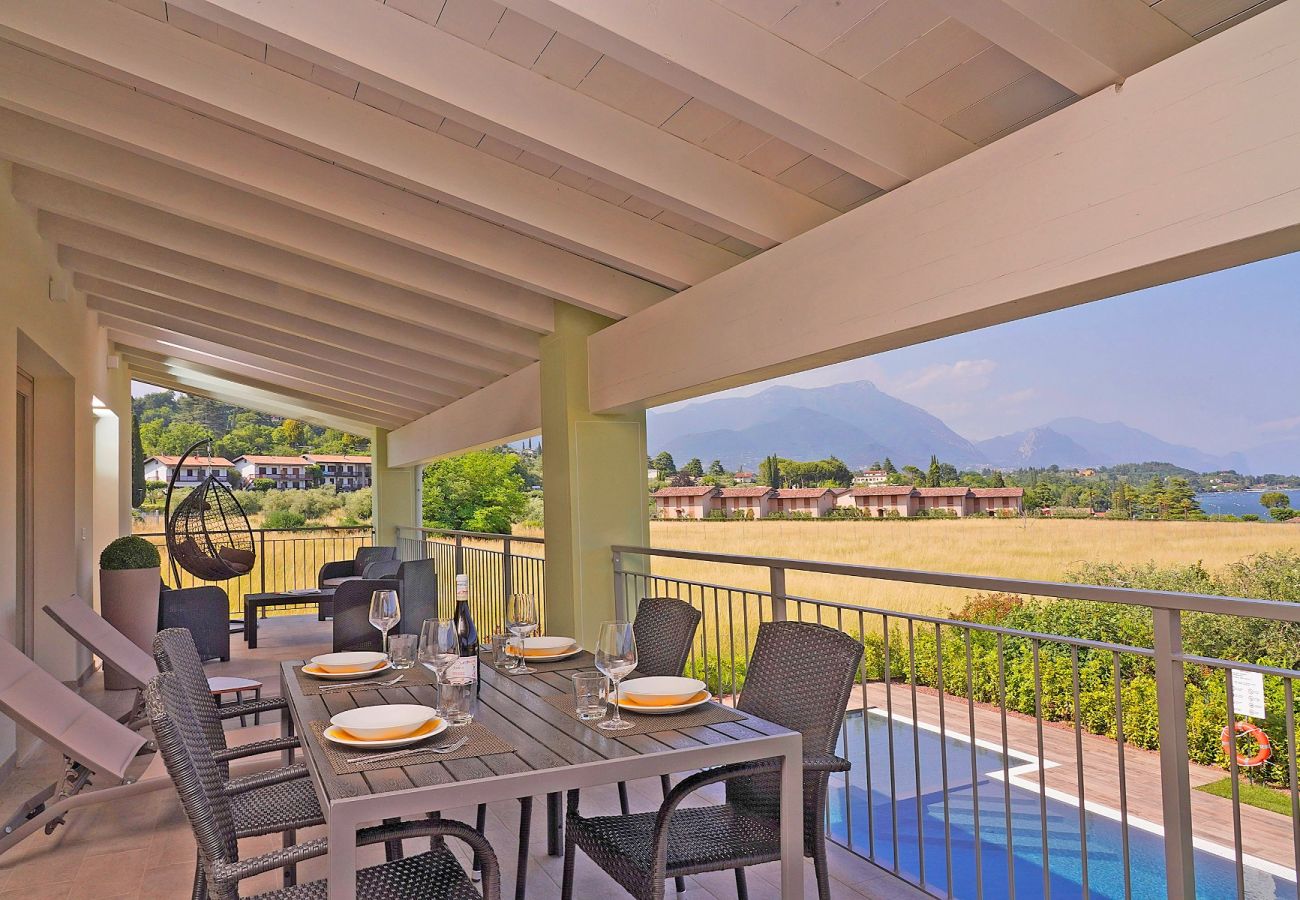 Apartment in Manerba del Garda - Gardaliva5: with lake view in new residence with pool near to the lake