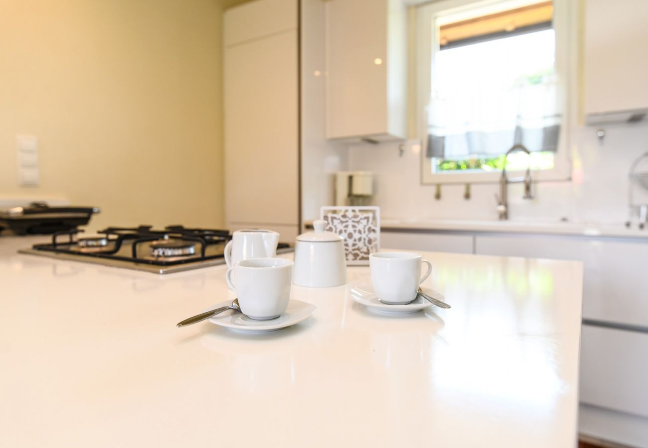 Villa in Manerba del Garda - villa sole: with private pool near to the beach