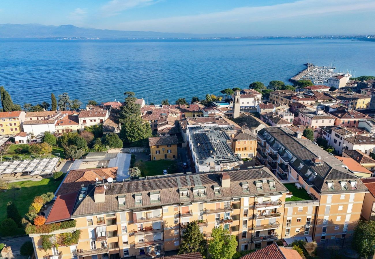 Apartment in Desenzano del Garda - DesenzanoLoft Ciao Lago 