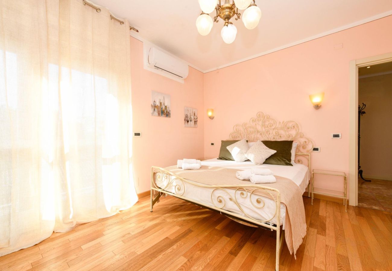 Apartment in Desenzano del Garda - DesenzanoLoft Ciao Lago 