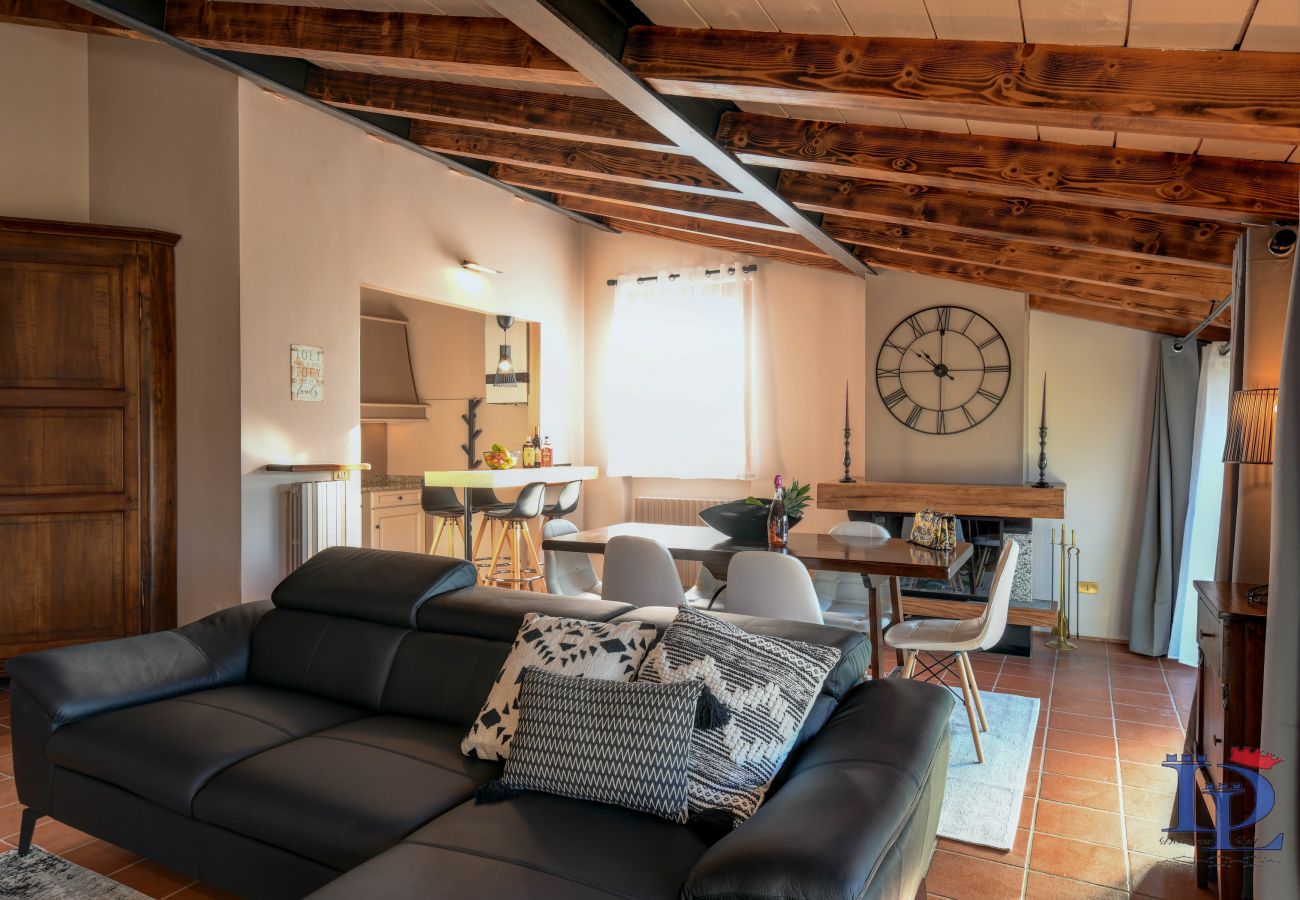 Apartment in Desenzano del Garda - Desenzanoloft Swarovski & Pool