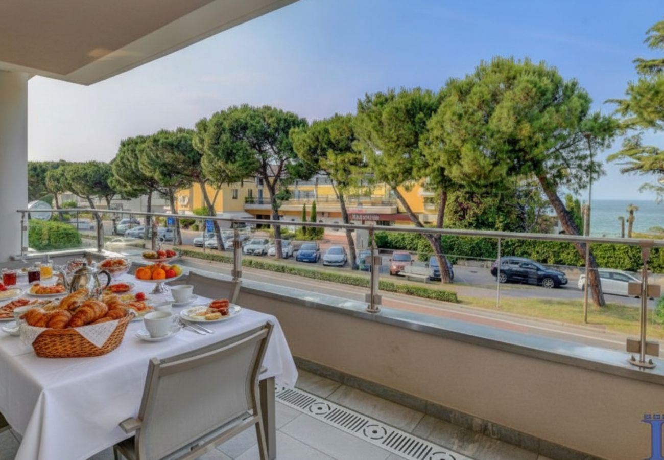 Apartment in Desenzano del Garda - Desenzanoloft Oscar Luxury Suite