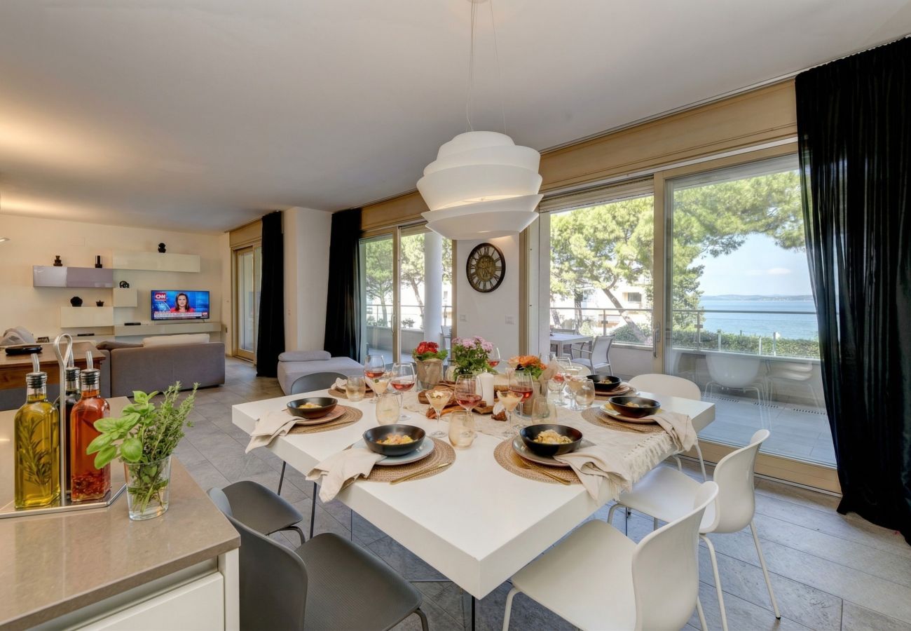 Apartment in Desenzano del Garda - Desenzanoloft Oscar Luxury Suite
