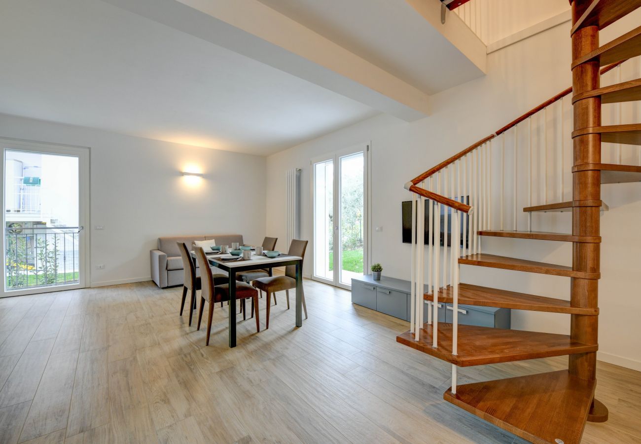 Apartment in Toscolano-Maderno - Maison Bellini: near to the beach and with pool
