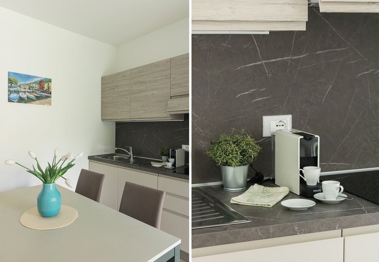 Apartment in Toscolano-Maderno - Maison Bellini 2 with pool and near to the lake