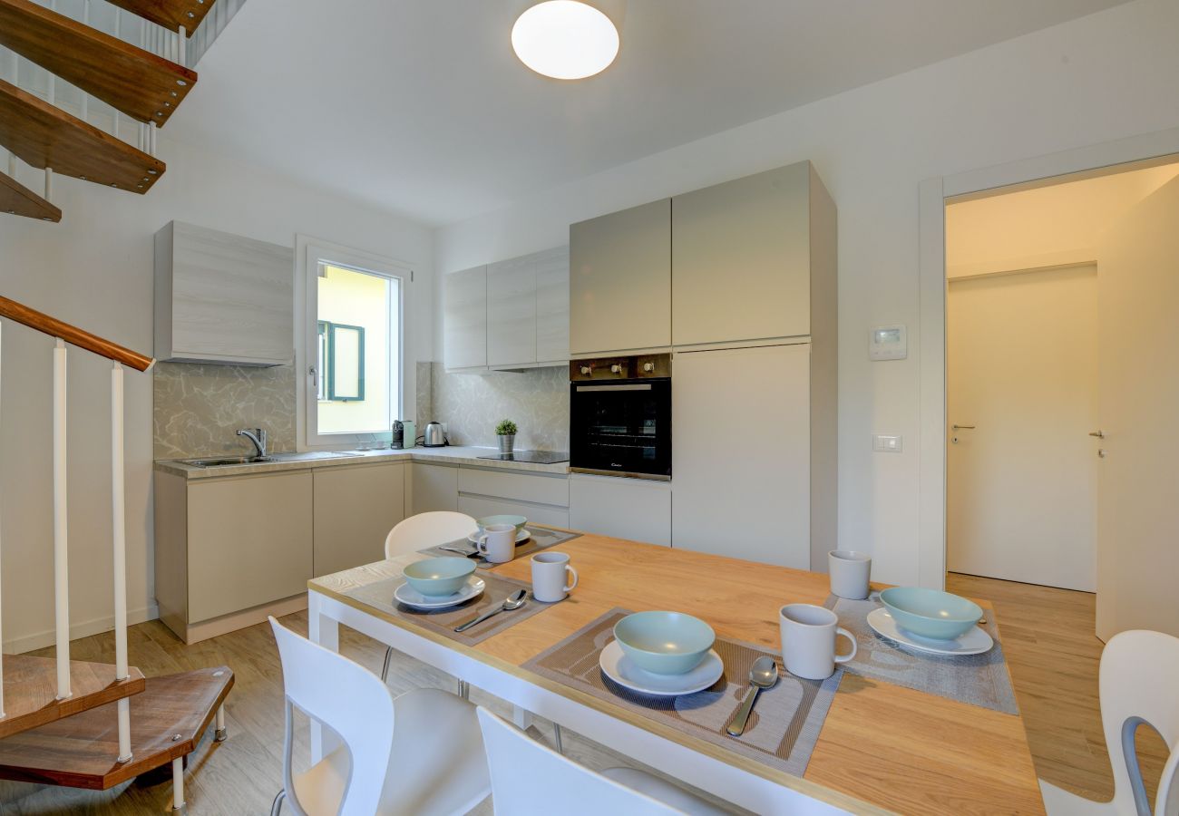 Apartment in Toscolano-Maderno - Maison Bellini 4 with pool and near to the lake